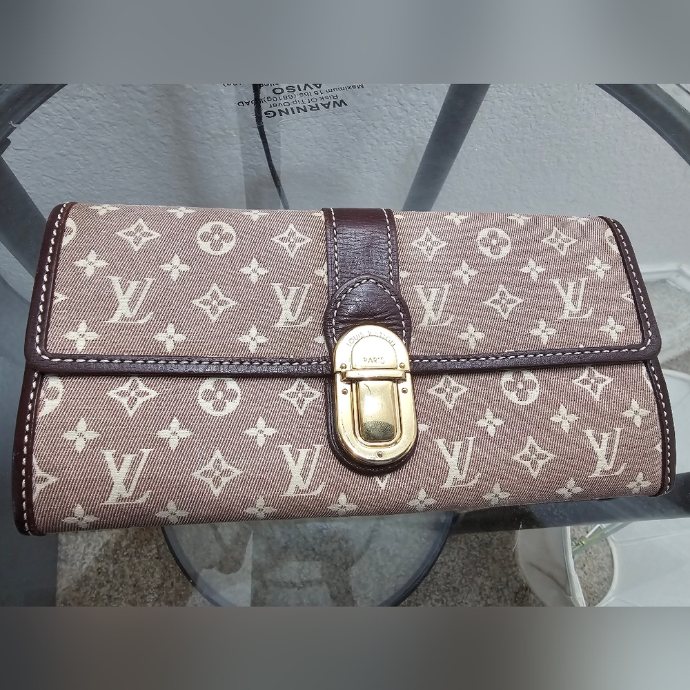 LOUIS VUITTON Monogram Idylle Canvas Wallet Portefeuille Sarah